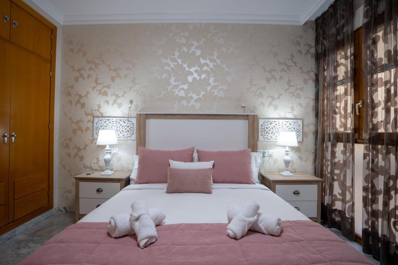 Reina Aixa- Apartamento Centro กรานาดา ภายนอก รูปภาพ